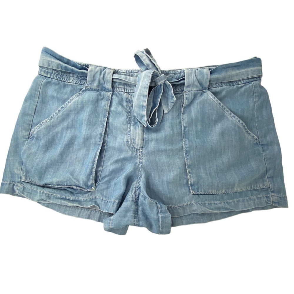 Loft chambray light blue soft belted shorts, 12